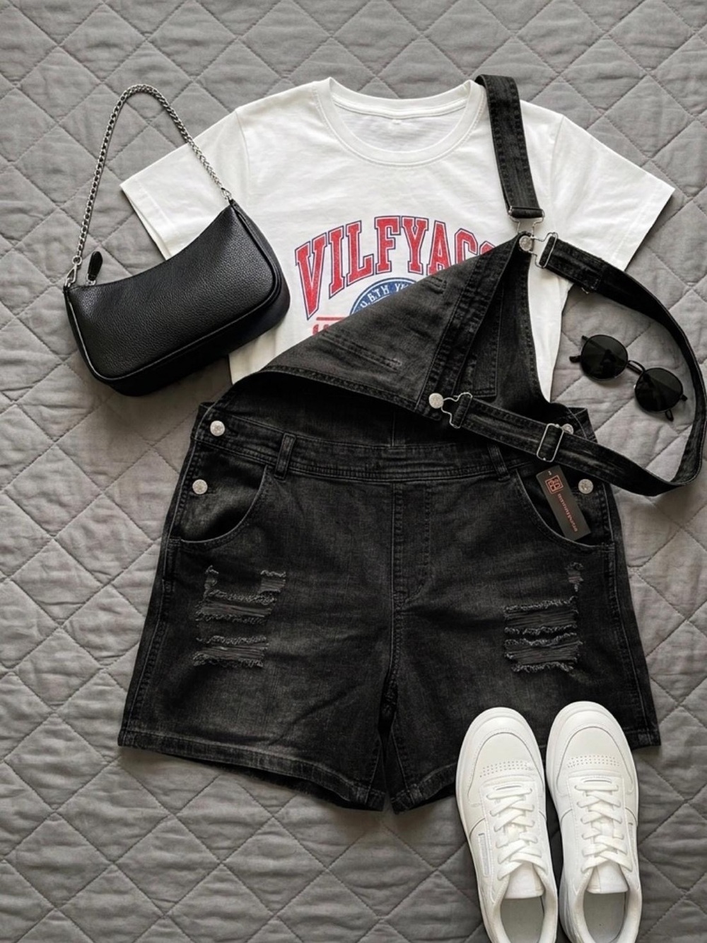 No Boundaries Black Distressed Denim Overall Shorts SZ XL